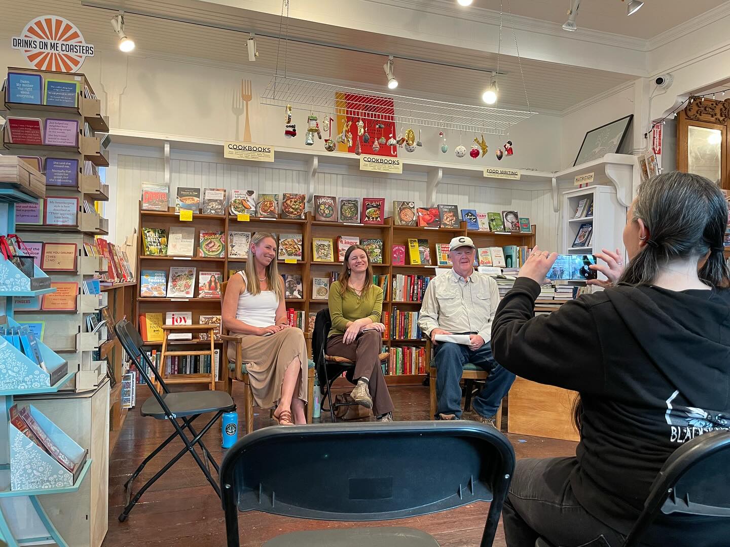 A wonderful author event at Gallery Bookshop of Mendocino! It is always a pleasure to come here. You can see a reply of the Facebook livestream on the Gallery bookshop Facebook page. My reading is the second ten minute slot #books #localbookstores #authors #authorreading